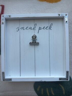 White "Sneak Peek" Ultrasound Clip Frame